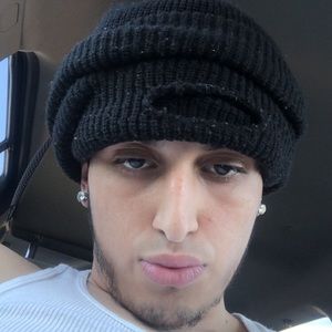 Meet your Posher, Omar